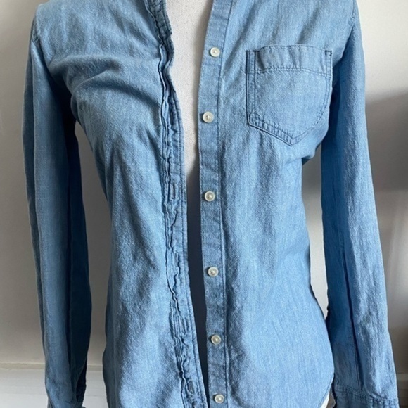 J. Crew Mercantile • Chambray Signature Fit Blouse - Picture 6 of 9